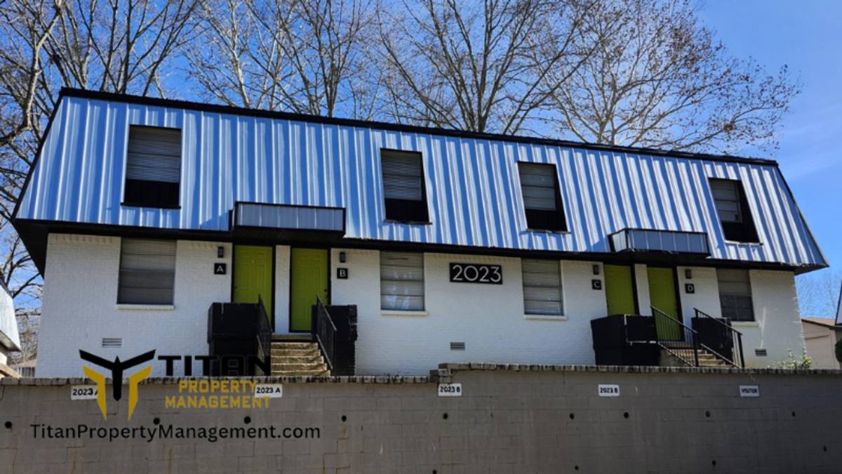 Townhouse for rent at 2023 Sagecrest St, Benton, AR 72015