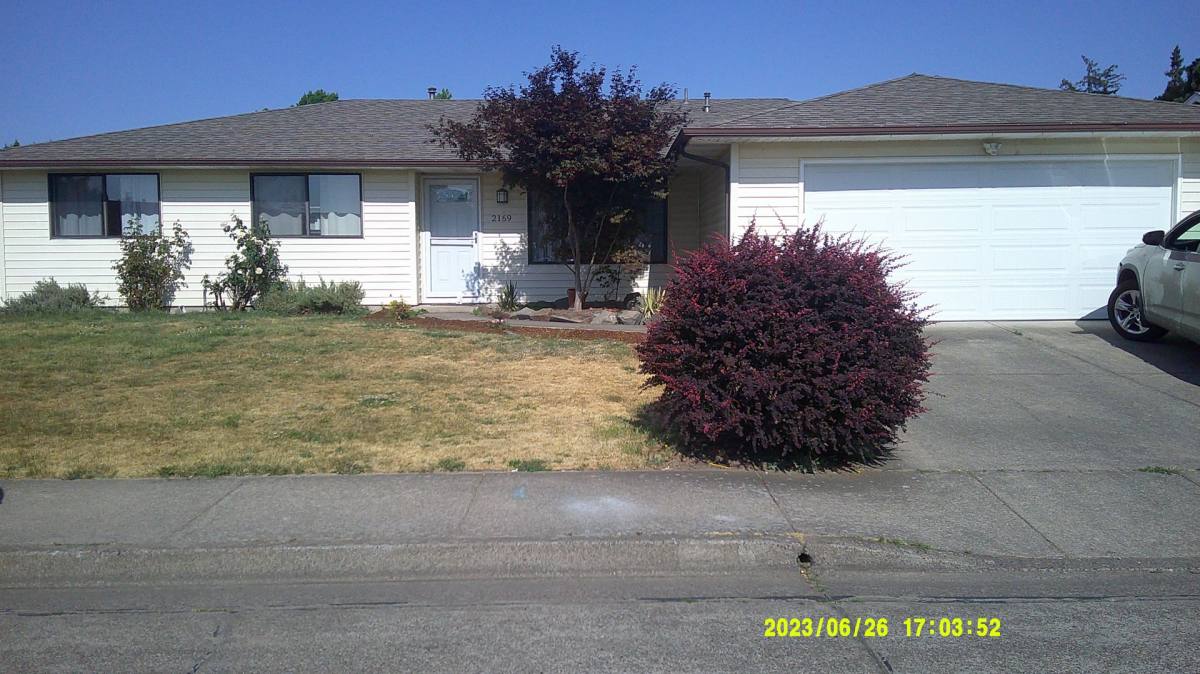 House for rent at 2169 Madison St SE, Albany, OR 97322