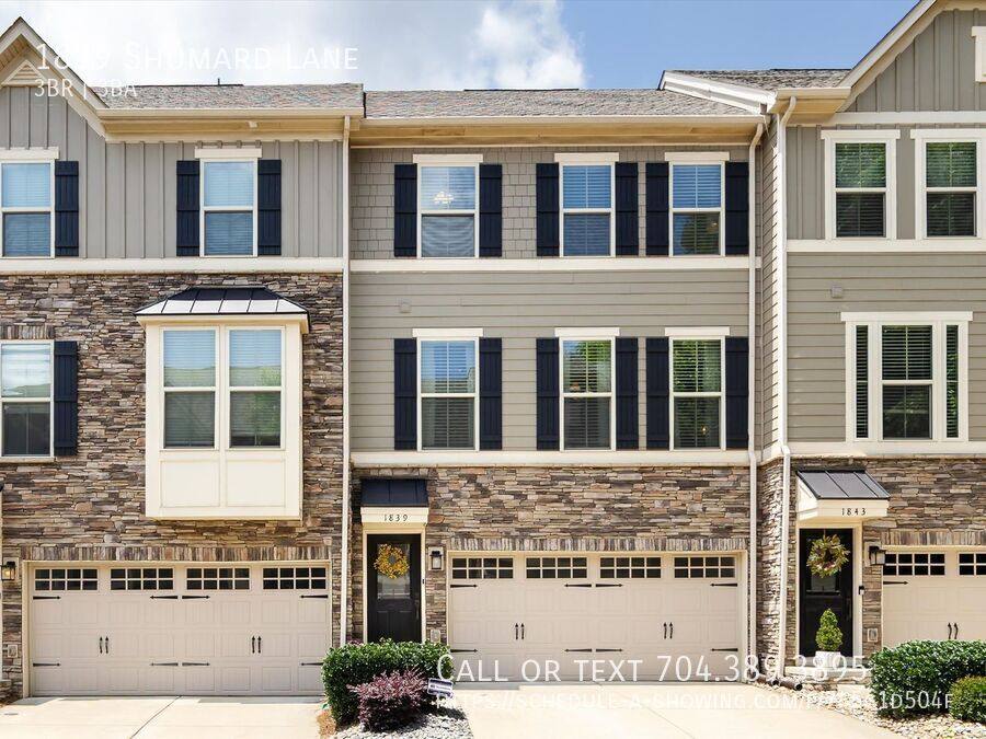 Townhouse for rent at 1839 Shumard Lane, Charlotte, NC 28205