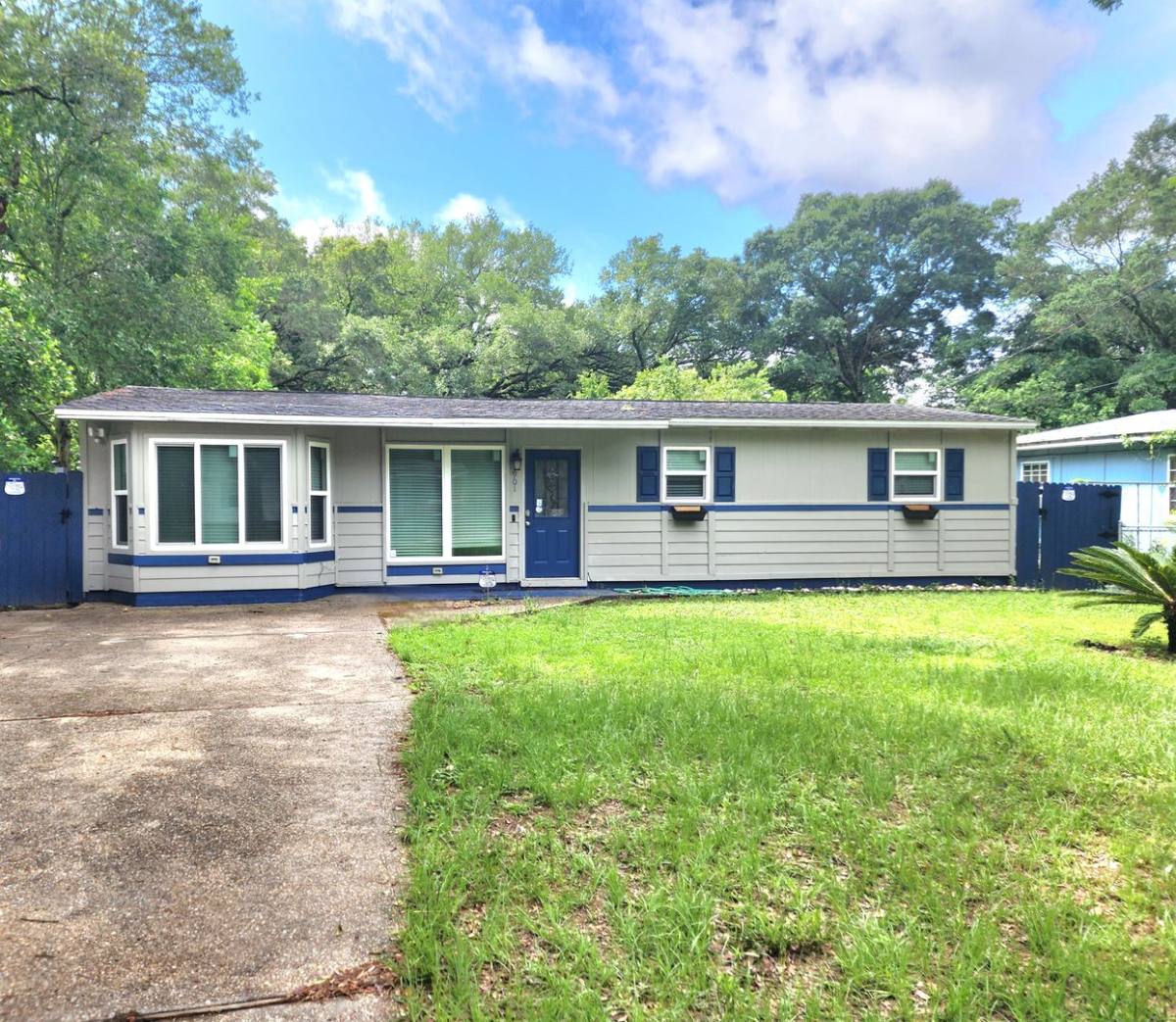 House for rent at 901 Lucerne Ave, Pensacola, FL 32505