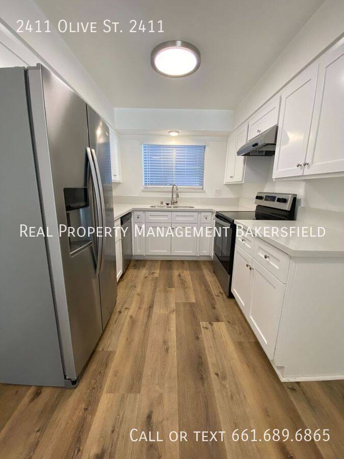 2411 Olive St, Bakersfield, CA 93301