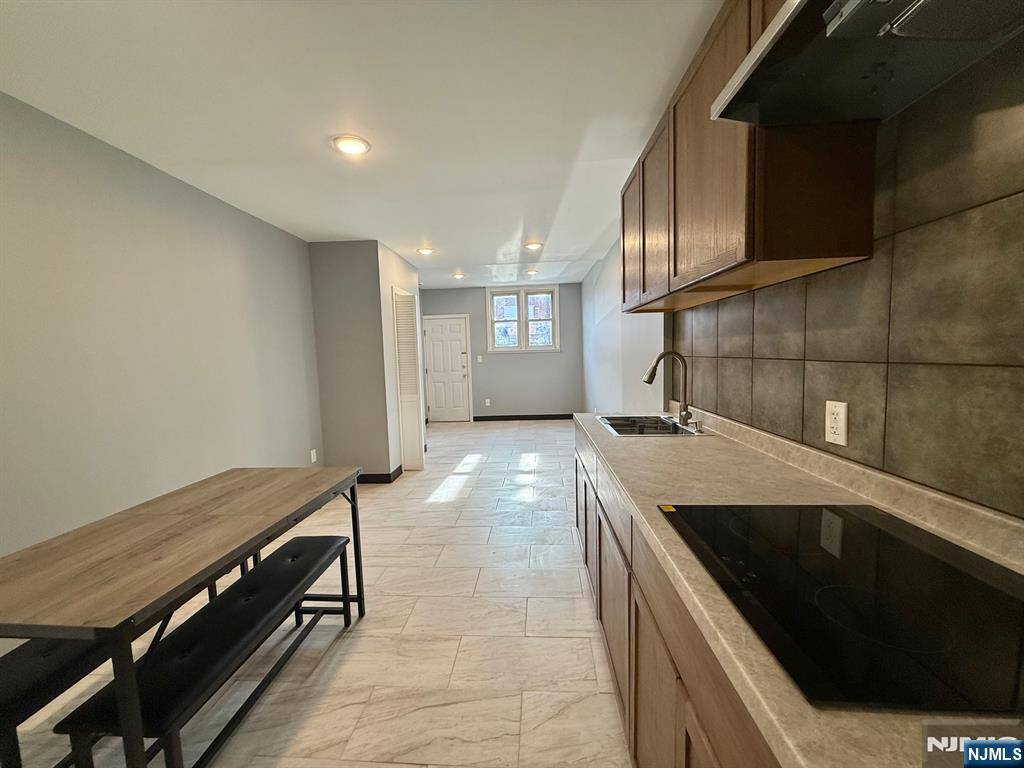 Apartment for rent at 300 Harrison Ave #2 -2, Belleville, NJ 07109