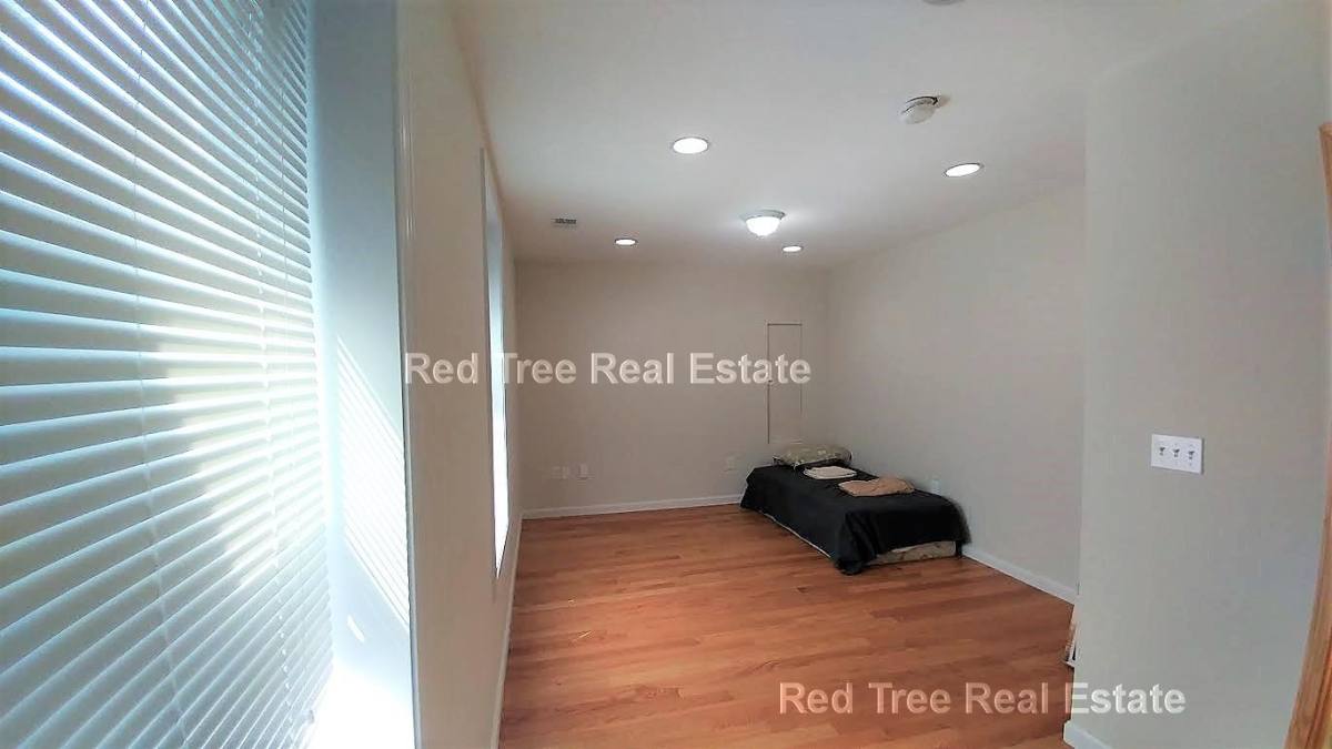 Townhouse for rent at 10 Moreland St, Roxbury, MA 02119