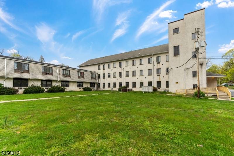 Apartment for rent at 7 Railroad Ave #A204, Belvidere, NJ 07823