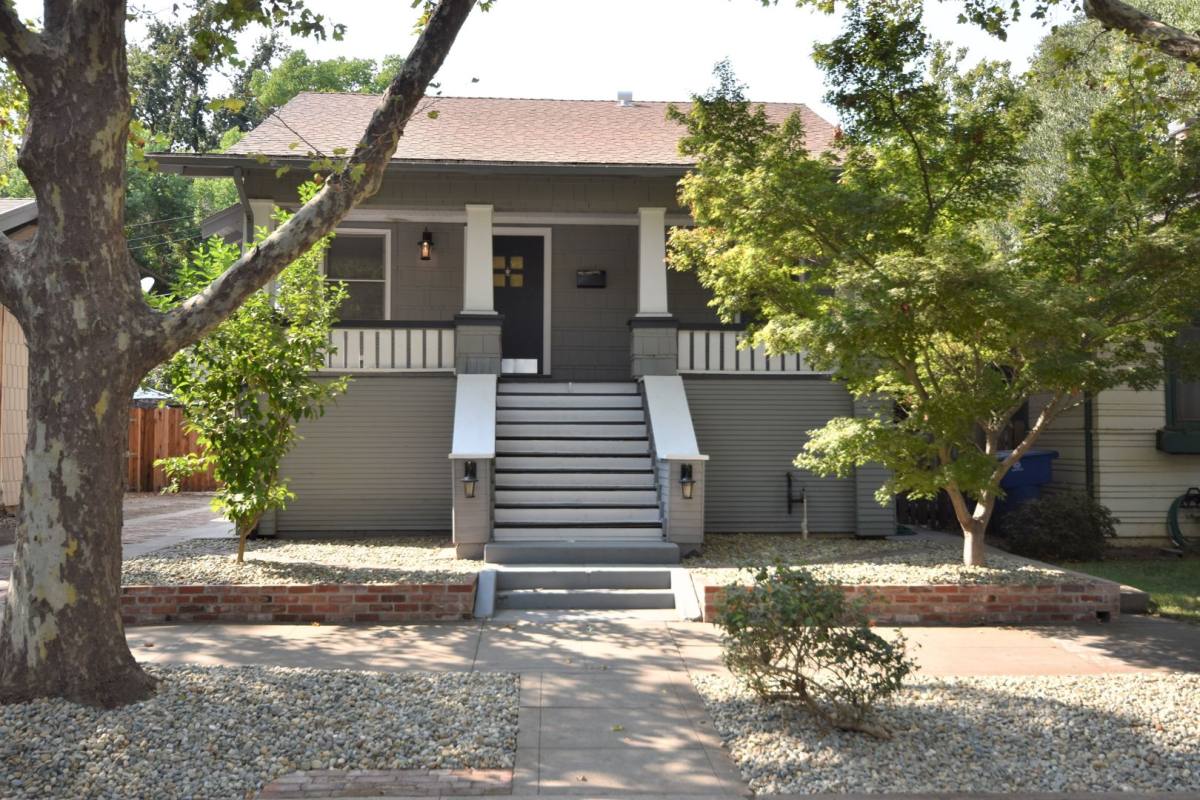 Apartment for rent at 306 24th St, Sacramento, CA 95816