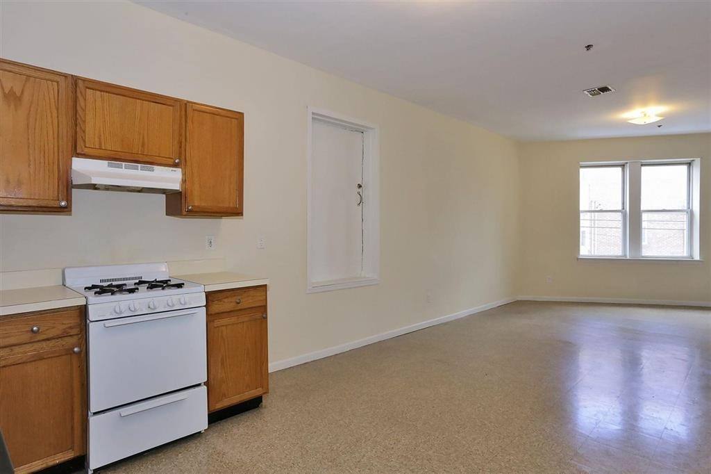 Apartment for rent at 203 Academy St #208, Bayonne, NJ 07002
