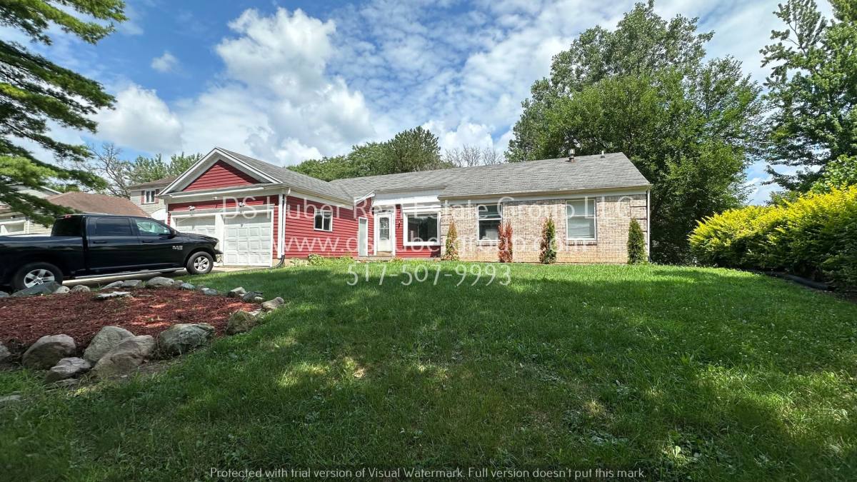 Apartment for rent at 2723 Narraganset Dr, Lansing, MI 48910