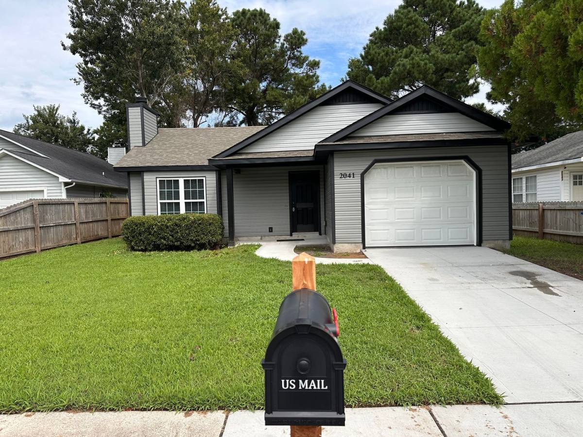 House for rent at 2041 Steeple Chase Court, Jacksonville, NC 28546