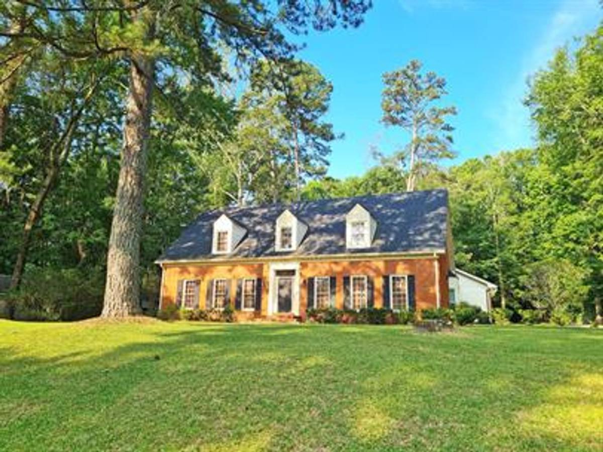 House for rent at 6474 Halcyon Dr, Montgomery, AL 36117