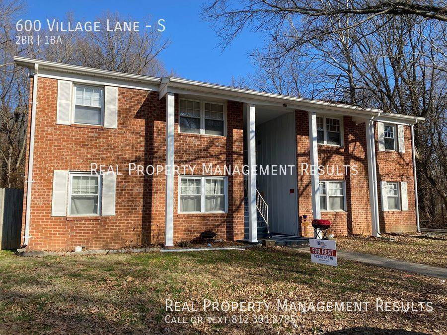 Apartment for rent at 600 Village Lane S, Newburgh, IN 47630