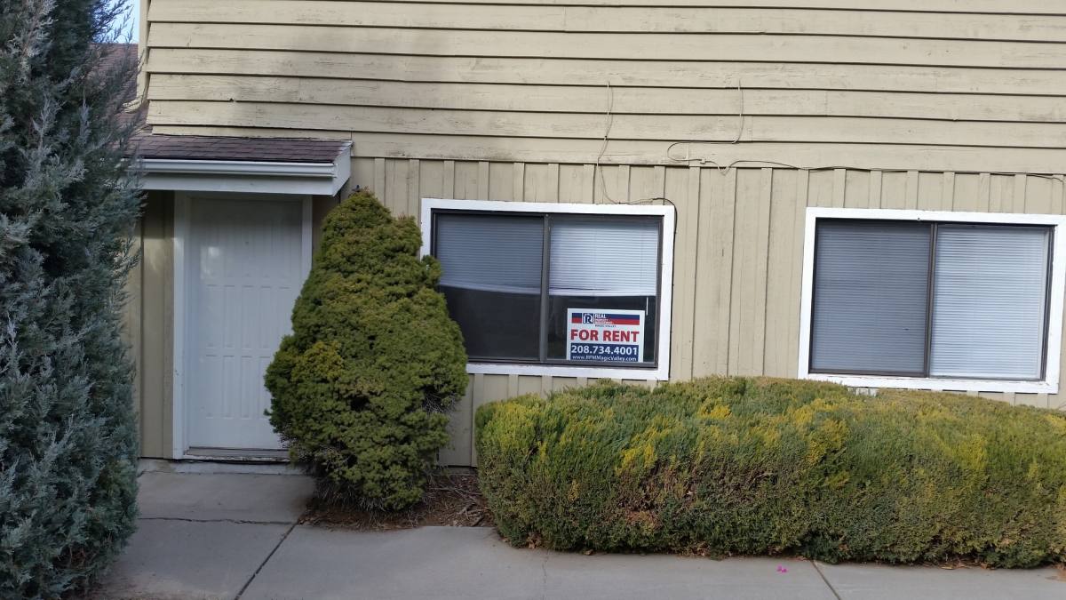 House for rent at 794 Washington St N, Twin Falls, ID 83301