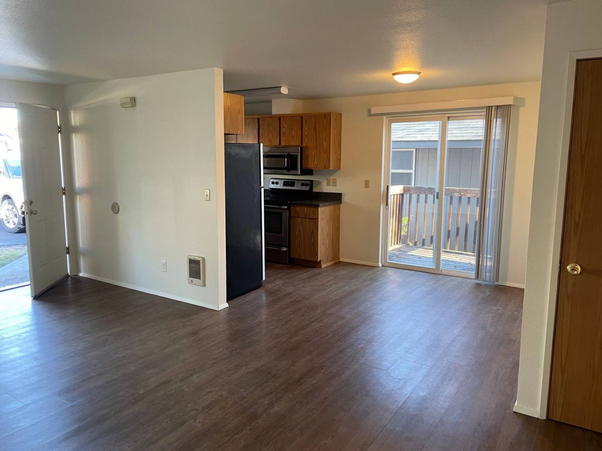 Apartment for rent at 2065 NW Hill St, Bend, OR 97703
