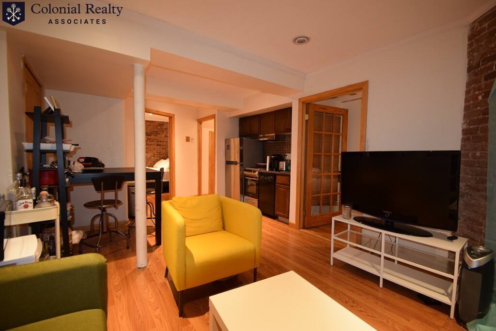 Apartment for rent at 1685 Beacon St #8, Brookline, MA 02446
