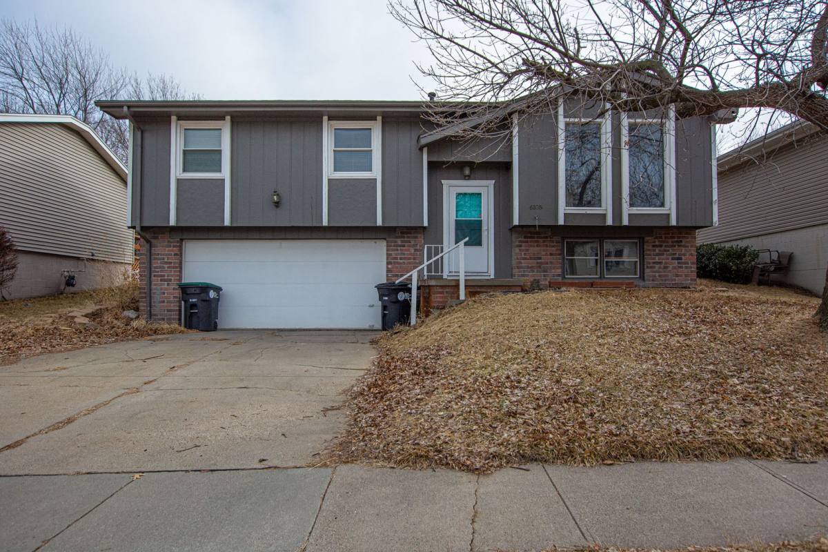 House for rent at 6105 N 109th St, Omaha, NE 68164