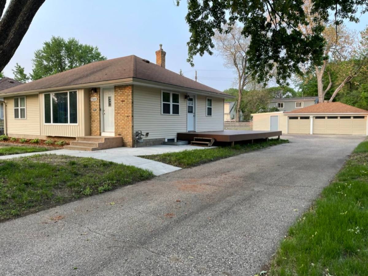 House for rent at 7109 3rd Ave S, Minneapolis, MN 55423