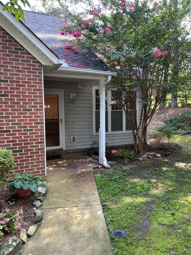 Townhouse for rent at 5521 Fieldcross Court, Raleigh, NC 27610