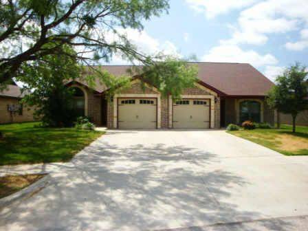 Apartment for rent at 217 Hilltop, Springtown, TX 76082