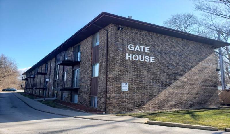 Apartment for rent at 2424 - 2428 Tremainsville Rd, Toledo, OH 43613