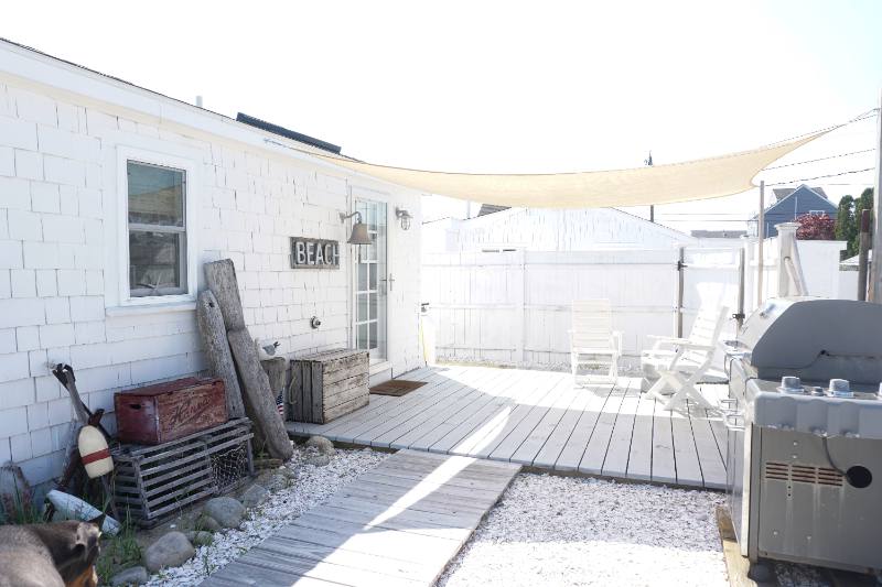 Apartment for rent at 8 71st St, Newburyport, MA 01950