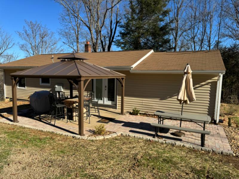 House for rent at 521 Pond Rd, Asheville, NC 28806