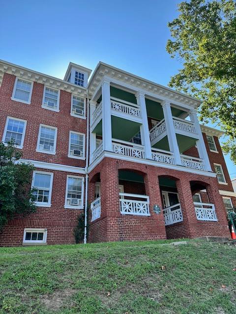 Apartment for rent at 303 N New St #308, Staunton, VA 24401