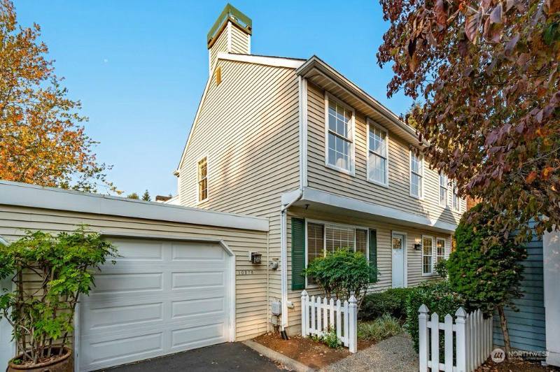 House for rent at 10278 NE 129th Lane, Kirkland, WA 98034