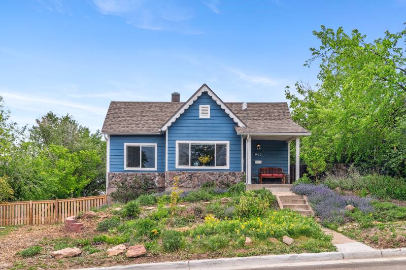 House for rent at 862 Linley Court, Denver, CO 80204