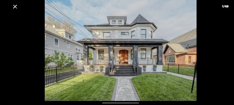Apartment for rent at 439 Union Ave, Elizabeth, NJ 07208