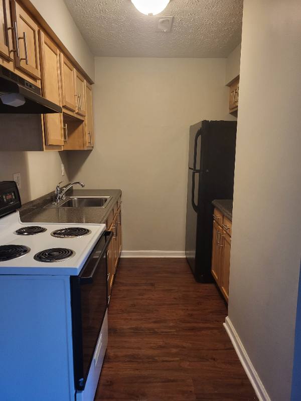 Apartment for rent at 1101 W Maple St #4, North Canton, OH 44720
