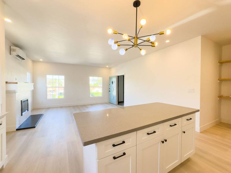 Apartment for rent at 3013 1 2 Somerset Dr, Los Angeles, CA 90016