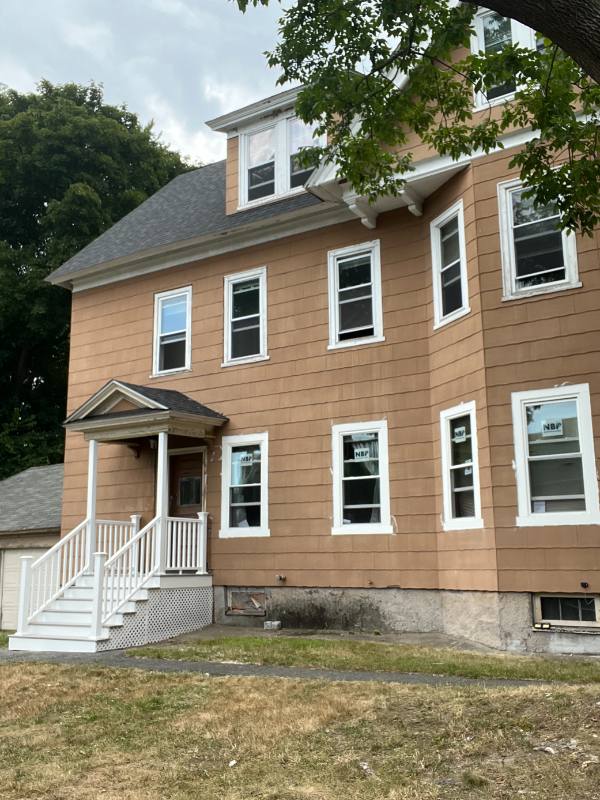 Apartment for rent at 9 Holland Rd 3, Worcester, MA 01603