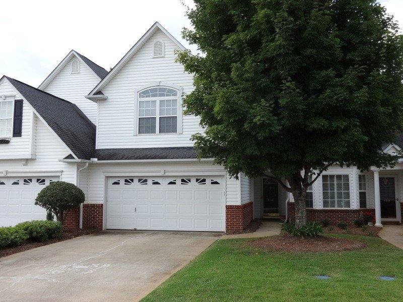 Townhouse for rent at 402 Cliffview Court Thornblade Crossing, Greer, SC 29650