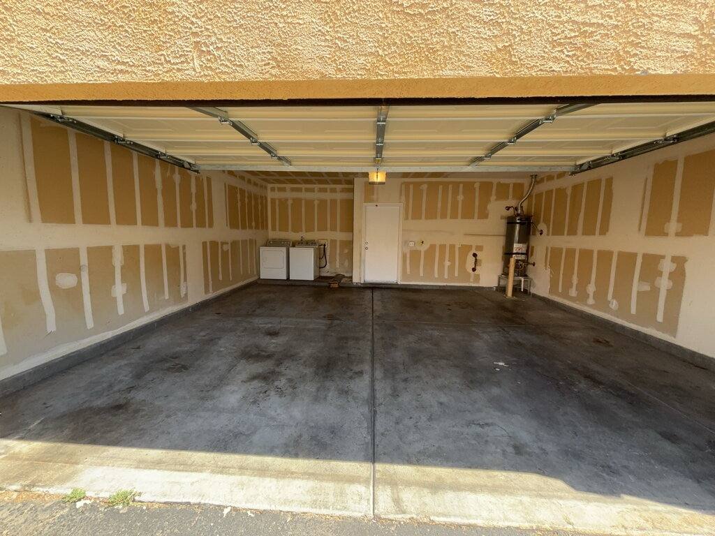 Townhouse for rent at 4915 E Russell Rd #105 Bldg21, Las Vegas, NV 89120