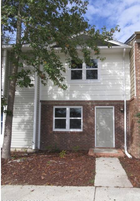 Townhouse for rent at 80 Balsam Rd, Jacksonville, NC 28546