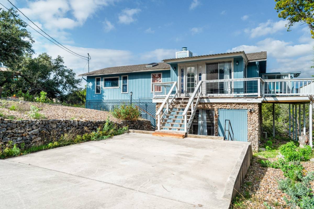 House for rent at 193 Black Oak Dr, Canyon Lake, TX 78133