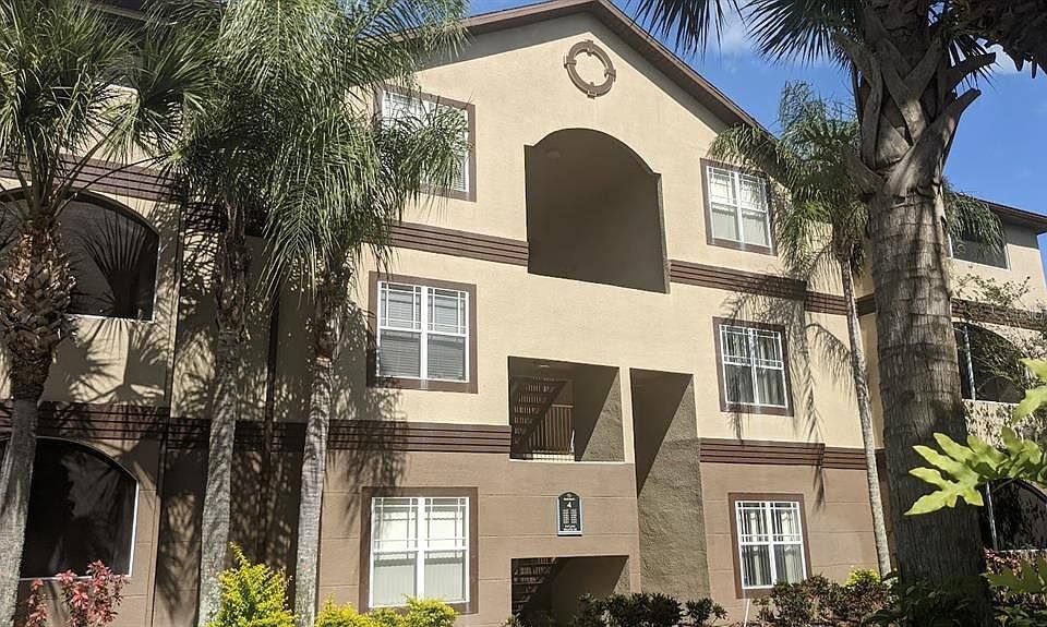16349 Enclave Village Dr, Tampa, FL 33647