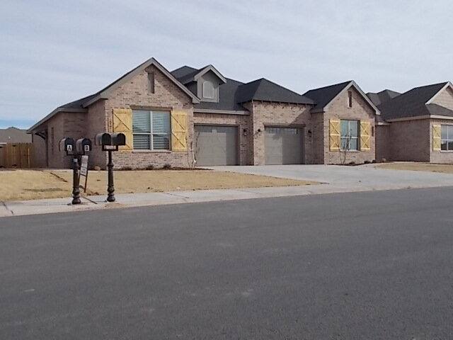 Townhouse for rent at 2020 102nd St #A, Lubbock, TX 79423
