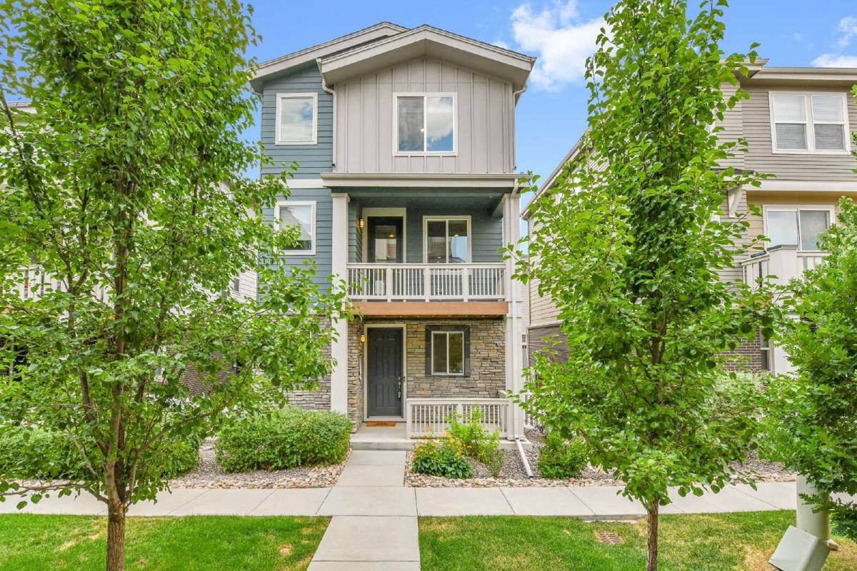House for rent at 2350 S Troy Court, Aurora, CO 80014