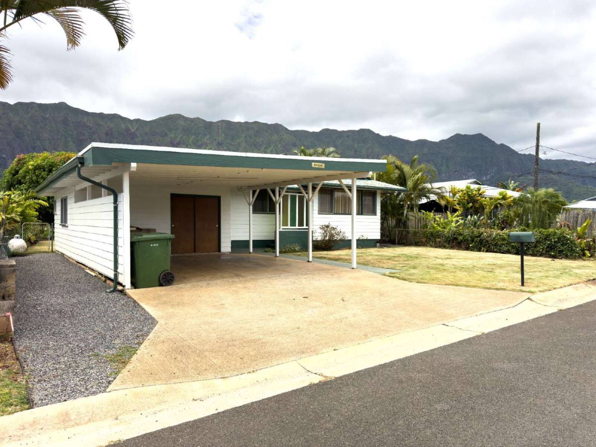 House for rent at 41-1640 Humupaa St, Waimanalo, HI 96795