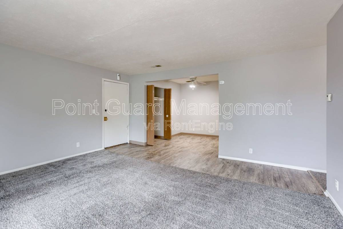 Apartment for rent at 1502 Lee Dr #35, Bellevue, NE 68005