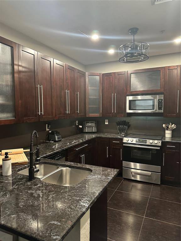 Townhouse for rent at 4331 SW 160th Ave, Hollywood, FL 33027