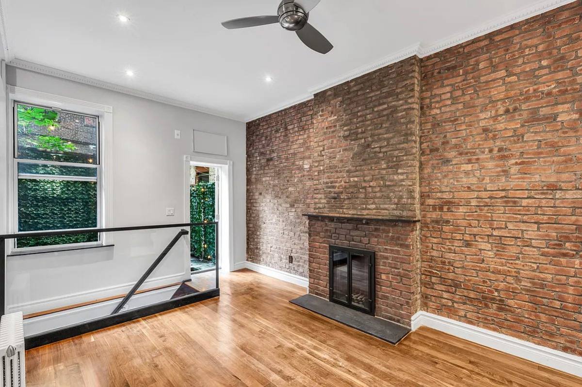 Apartment for rent at 562 Hudson St #2, New York, NY 10014