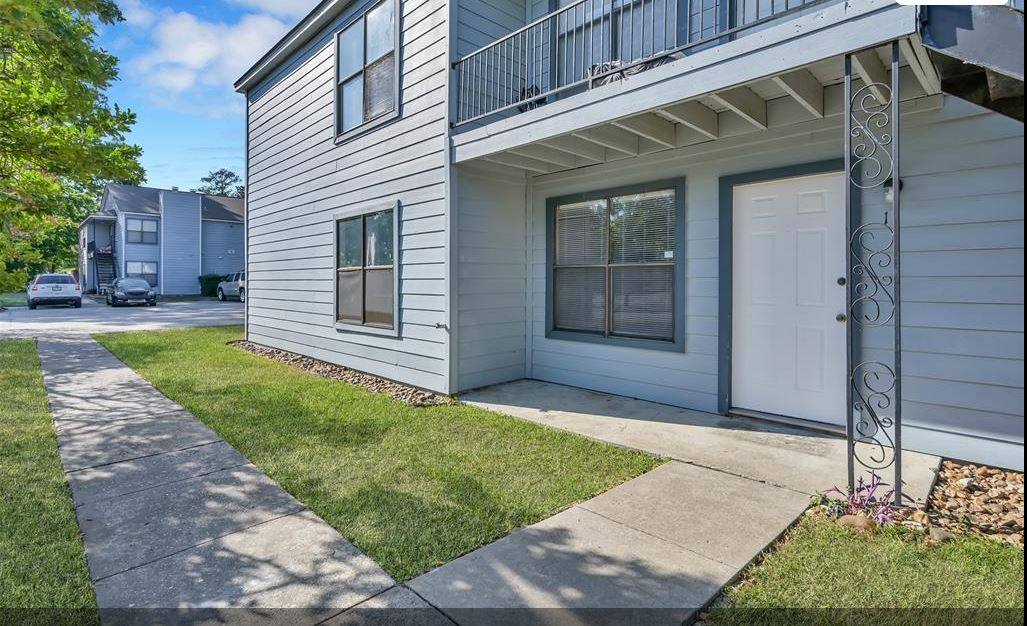 House for rent at 900 Holly Dr #16, Conroe, TX 77301