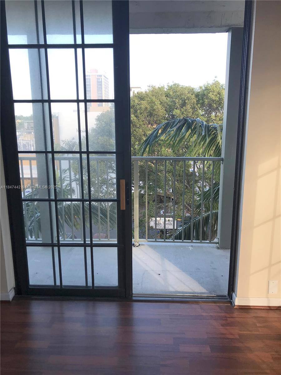 Apartment for rent at 1919 Van Buren St, Hollywood, FL 33020