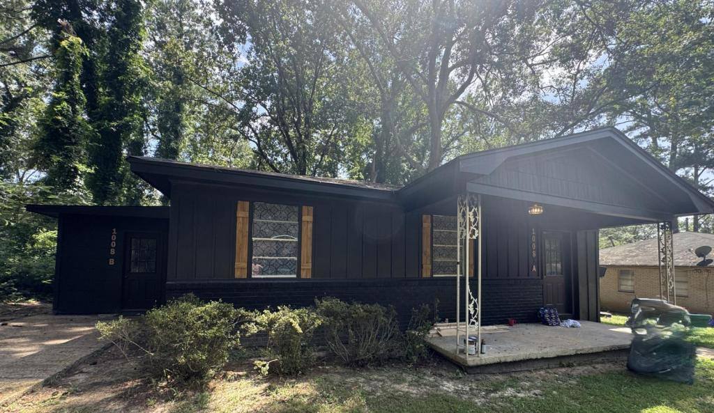 House for rent at 1008 Kingsley Dr, Tupelo, MS 38804