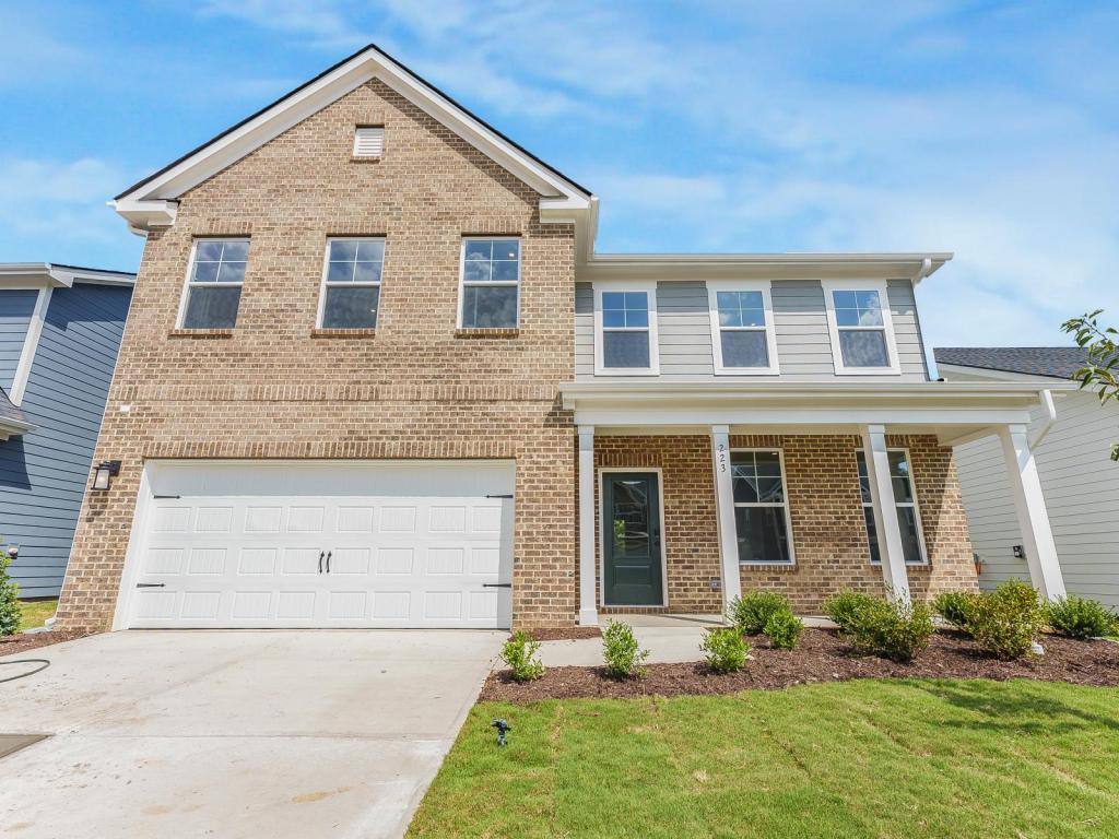 House for rent at 223 Macon Lake Dr, Apex, NC 27523