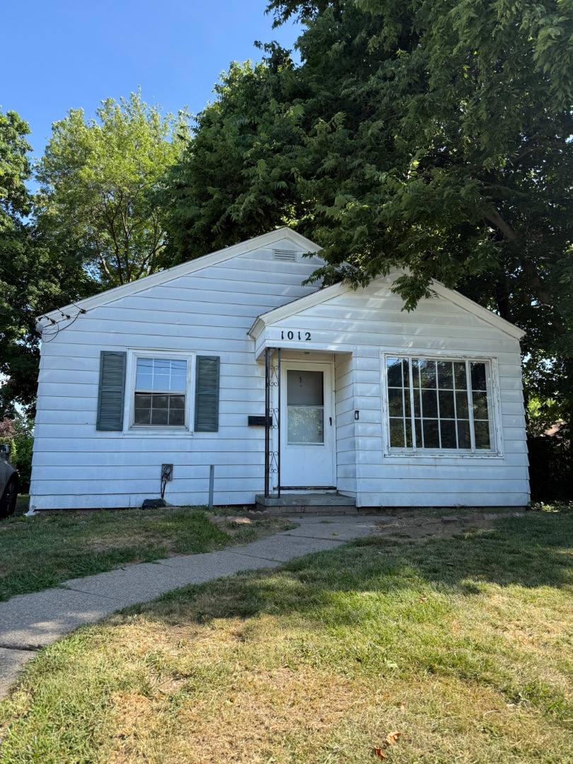 House for rent at 1012 Woodbine Ave, Lansing, MI 48910