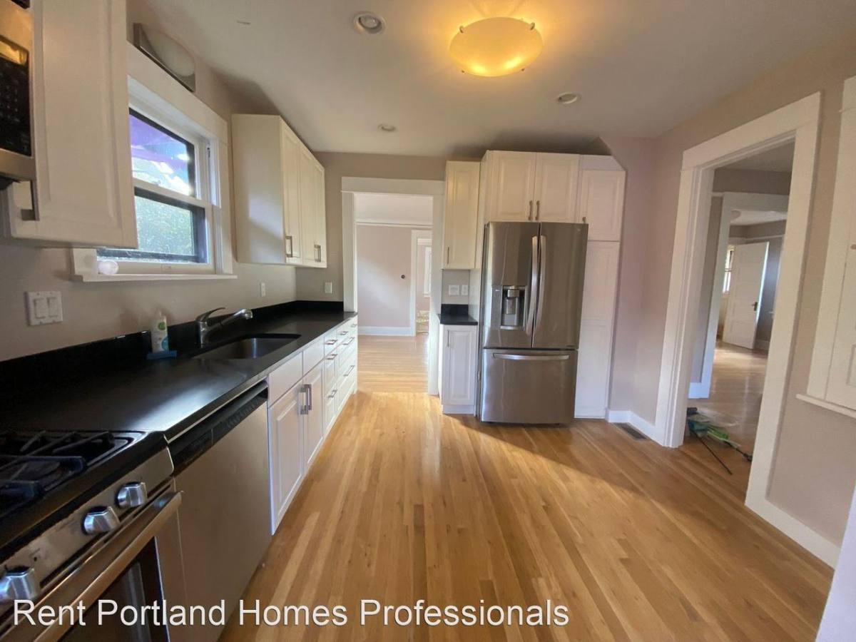 House for rent at 4136 NE 25th Ave, Portland, OR 97211