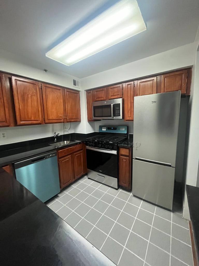 Apartment for rent at 14-56 31st Dr #7C, Astoria, NY 11106