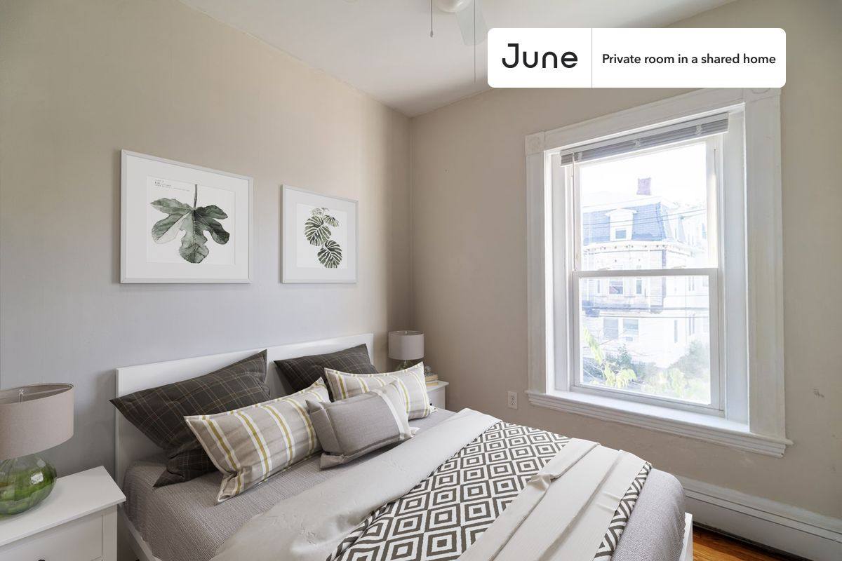 Apartment for rent at 76 Easton St, Allston, MA 02134